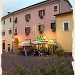 Hotel Centrale *