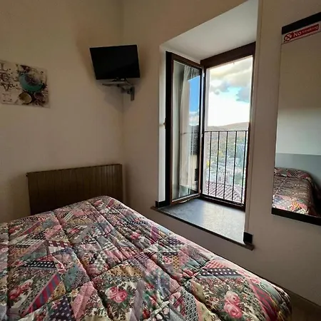 Centrale ホテル *