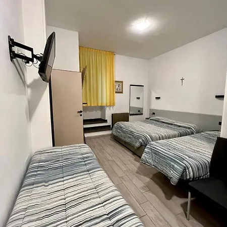 Centrale Hotel *